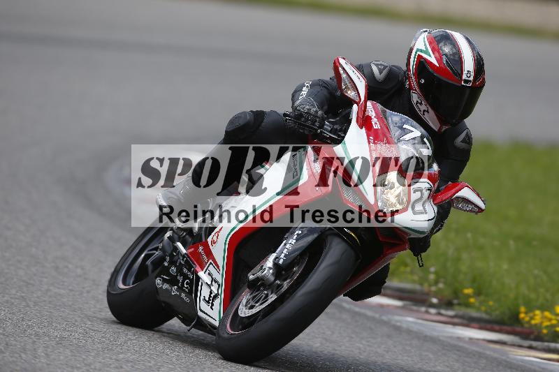 /Archiv-2024/29 12.06.2024 MOTO.CH Track Day ADR/Gruppe gelb/77